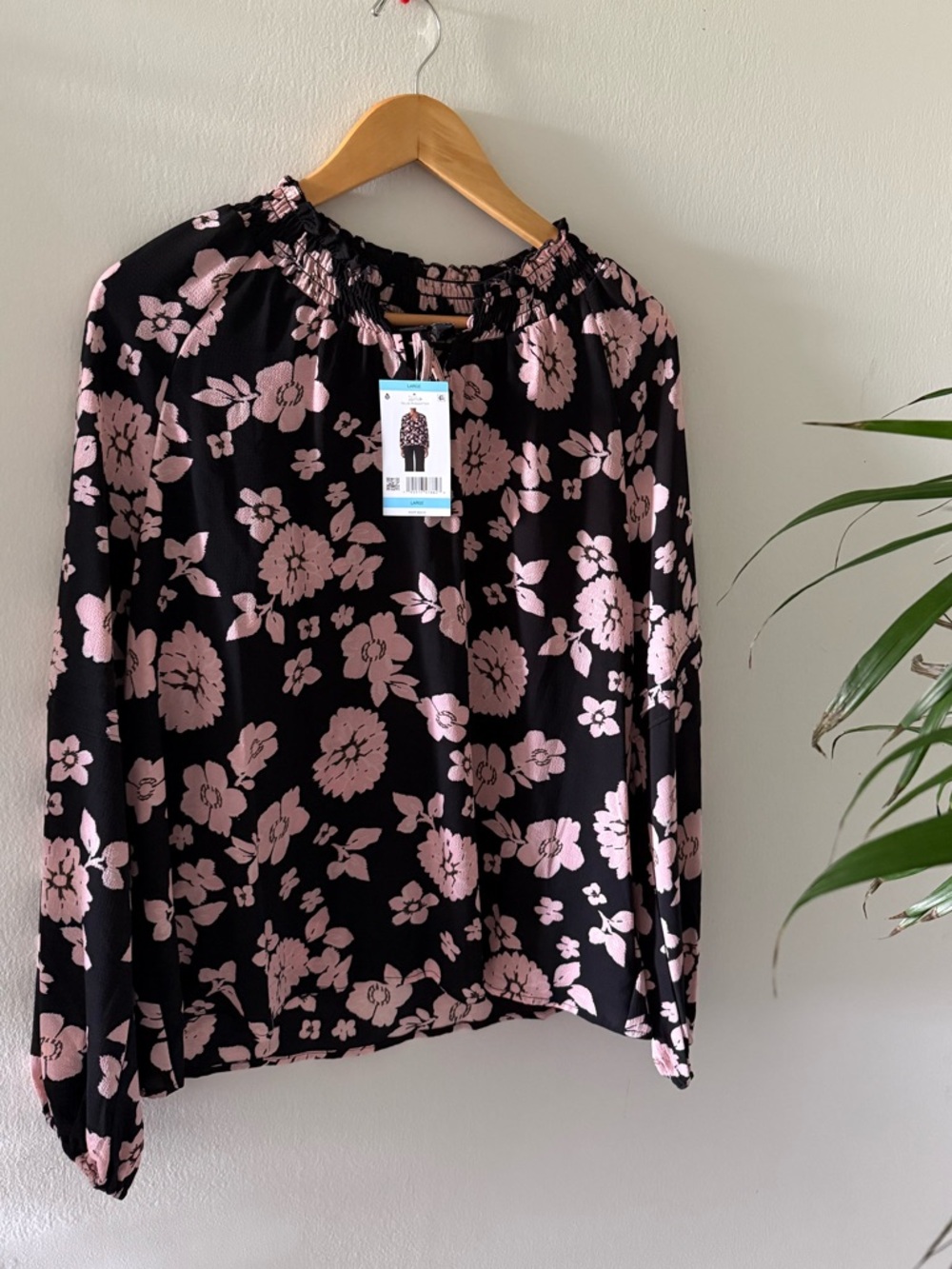 Social Standard by Sanctuary Floral Long-sleeve Blouse • Blusa para mujer